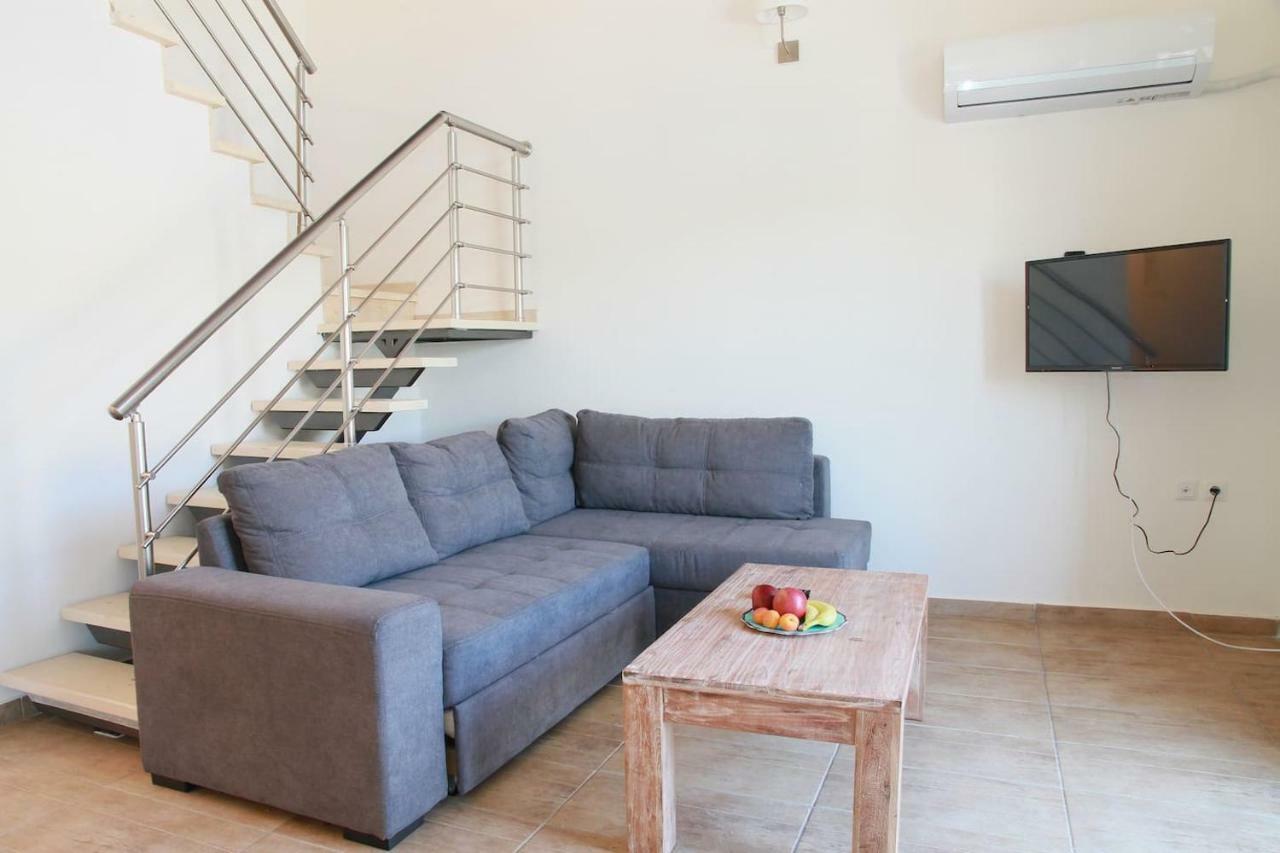 Xaradiotis House - A Modern Home Away From Home Katomerion Экстерьер фото