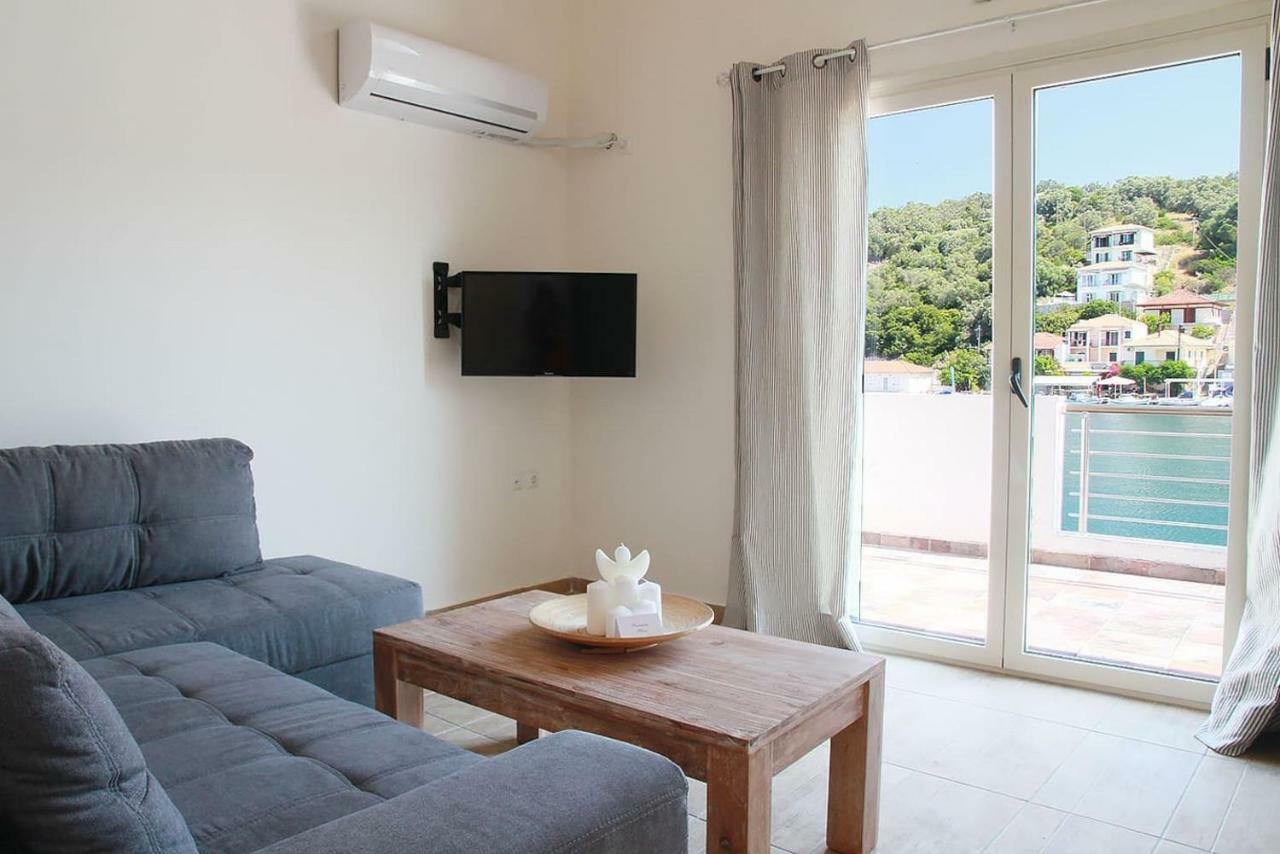 Xaradiotis House - A Modern Home Away From Home Katomerion Экстерьер фото
